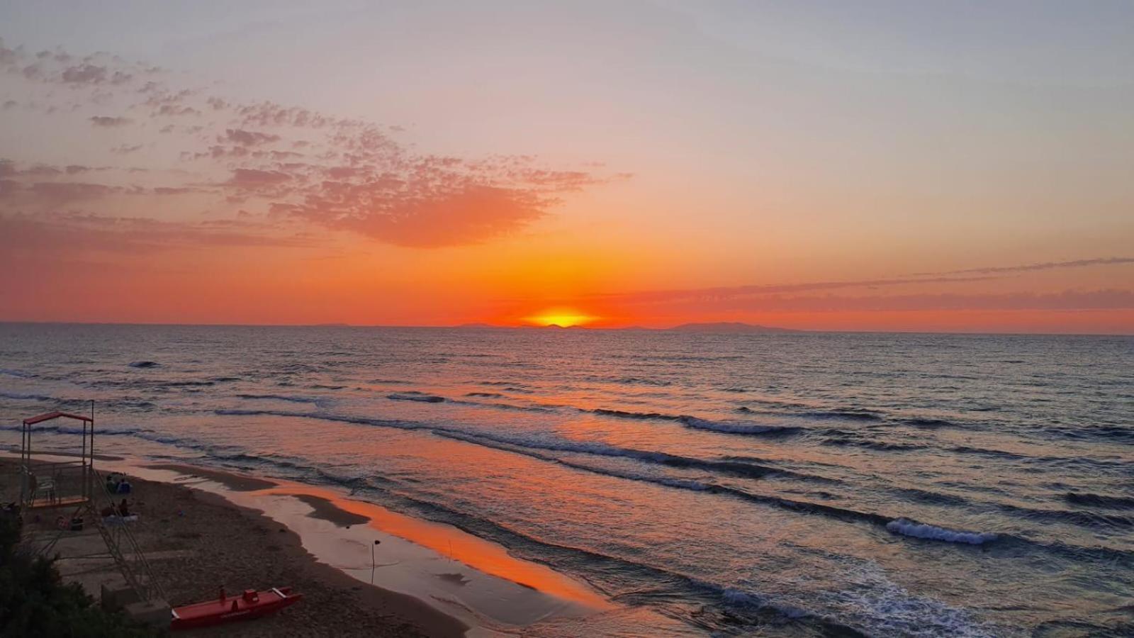 מלון קאסטלסארדו L'Onda Marina מראה חיצוני תמונה